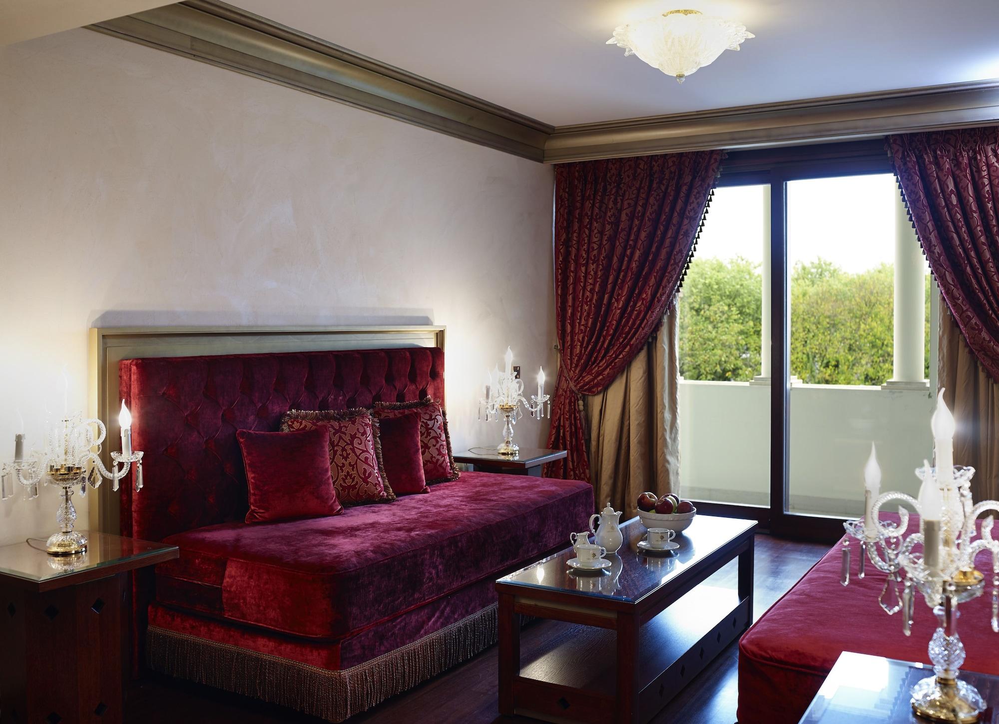 豪华土耳其宫殿会议酒店及Spa 约阿尼纳 外观 照片 A suite at the hotel