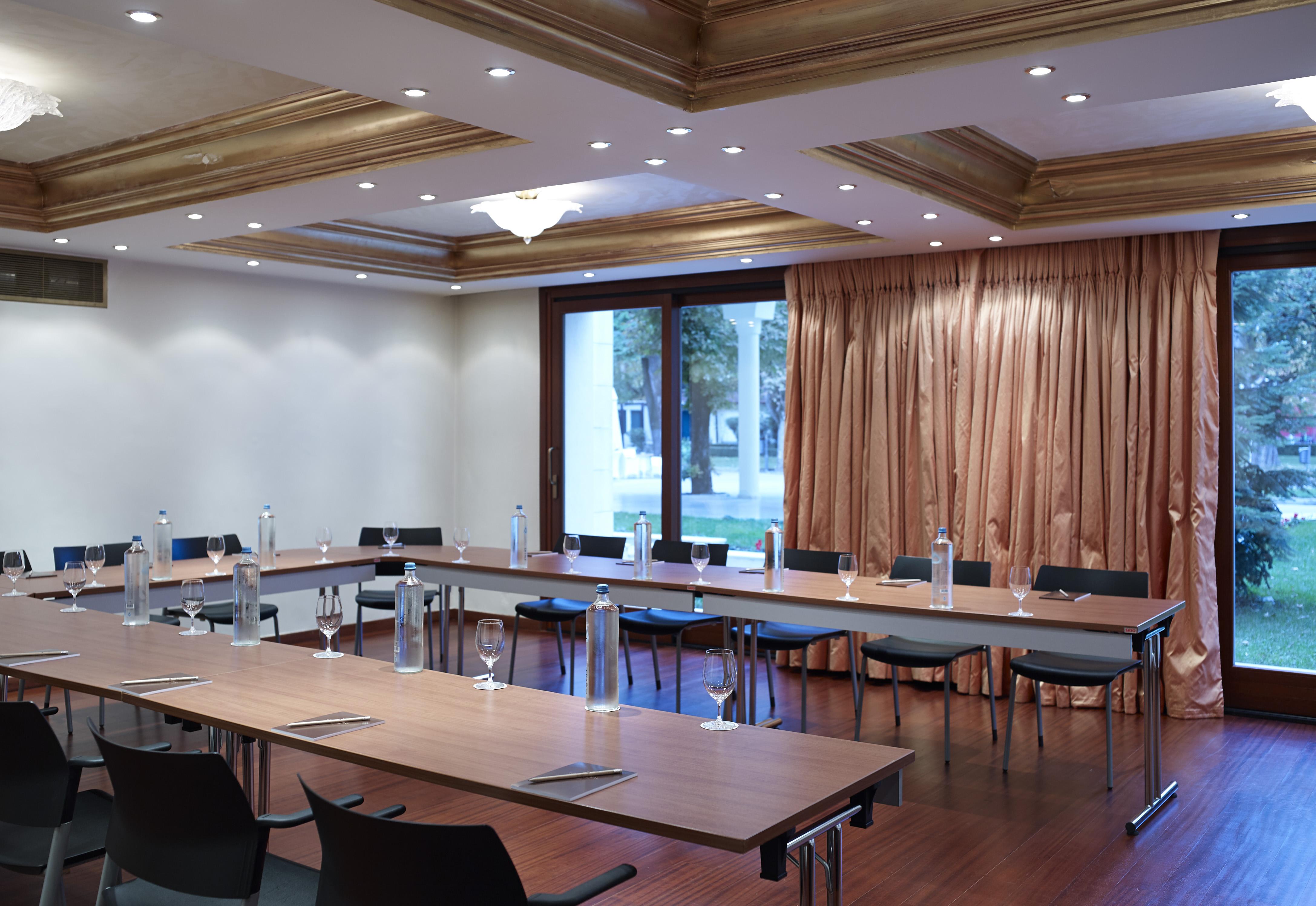 豪华土耳其宫殿会议酒店及Spa 约阿尼纳 外观 照片 Meeting room